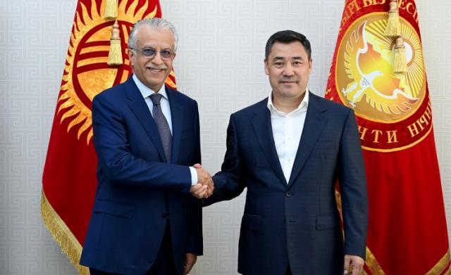 1652704225120070038.jpeg 3-吉尔吉斯总统扎帕罗夫在萨尔曼访问期间会晤萨尔曼.jpeg