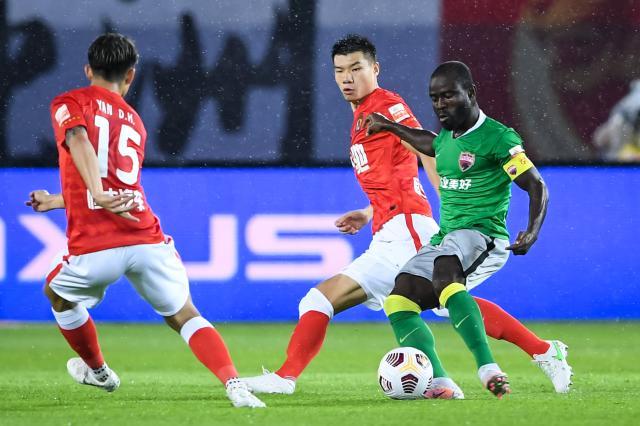 8868网页-首胜！恒大质疑中找回自我 “高艾”来电防线终零封